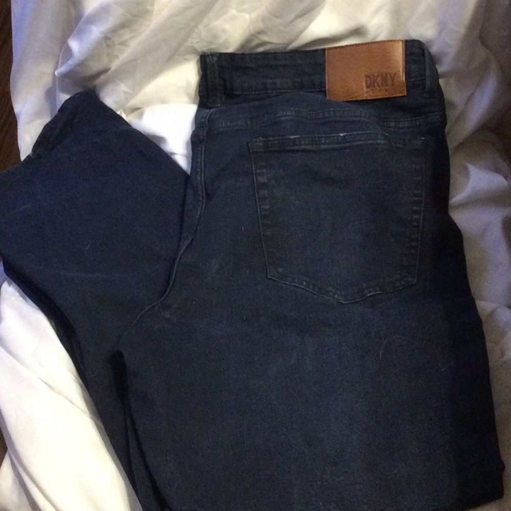 Mens navy blue DKNY jeans straight leg